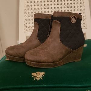 NWOT Tommy Hilfiger (Toddler) Girls Size 12 Boot